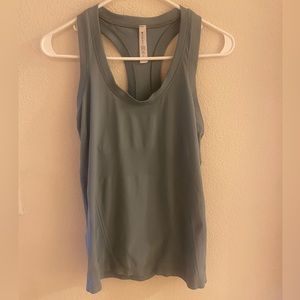 Athlete Momentum Tank